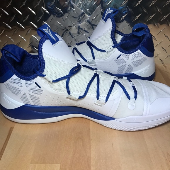 Nike Kobe AD Exodus TB Basketball Shoes - Picture 5 of 7